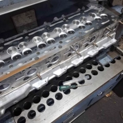 Regeneracji głowic, czyszczenie laserem