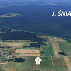 Działka o powierzchni 3000 m² w miejscowości Kwik w gminie Pisz .