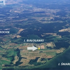 Działki o powierzchni 3000 m² w miejscowości Kwik w gminie Pisz .