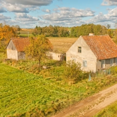 Siedlisko z duszą na skraju wsi – Rolki 20