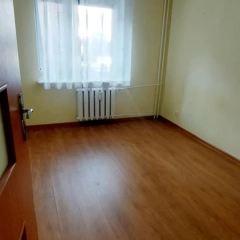 Mieszkanie na sprzedaż- 62,77m2 w Piszu, parter, przy ul. Czerniewskiego 3.