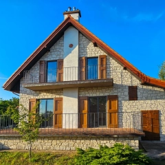 2 Domy + garaż z toskańskim charakterem w Jeglinie