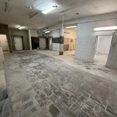 Budynek usługowo–magazynowy na sprzedaż lub wynajem – Pisz