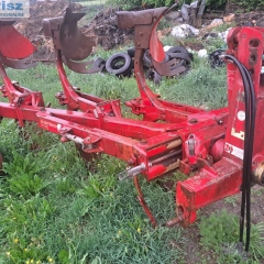 pług 4 kverneland F