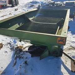 wycinak kiszonek pirannia do ladowarki i chwytak kostek,bel/rozsiewacz amazone