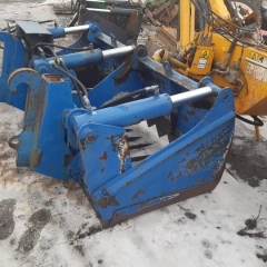 wycinak kiszonek pirannia do ladowarki i chwytak kostek,bel/rozsiewacz amazone