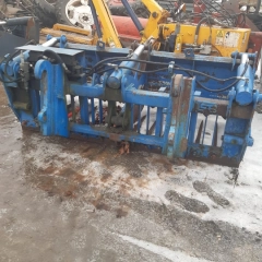 wycinak kiszonek pirannia do ladowarki i chwytak kostek,bel/rozsiewacz amazone