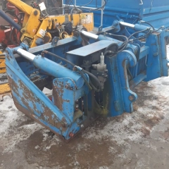 wycinak kiszonek pirannia do ladowarki i chwytak kostek,bel/rozsiewacz amazone