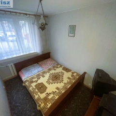 Mieszkanie 3 pokoje, parter, balkon– Pisz, ul. Mickiewicza 8