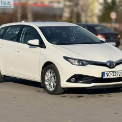 NA SPRZEDAŻ – Toyota Auris II FL 