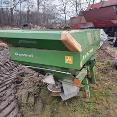 rozsiewacz amazone 2500kg/ i siewnk zbożowy amazone d9