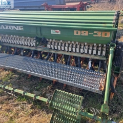 rozsiewacz amazone 2500kg/ i siewnk zbożowy amazone d9