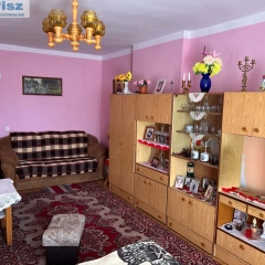 Mieszkanie, 1 piętro, centrum miasta, 76m2 