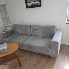 Szafa i kanapa