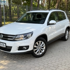 VW TIGUAN ORYGINAŁ 4X4 2,0 BENZYNA 190 PS DSG KAMERA HAK PANORAMA 165 PRZEBIEG NIEMCY 