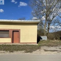 Budynek usługowy w miejscowości Ruda okolice jeziora Roś