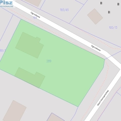 PRZESTRONNY DOM W CENTRUM BIAŁEJ PISKIEJ