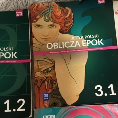 Sprzedam podręczniki widoczne na zdjęciach. Stan dobry i bardzo dobry, niektóre mają normalne ślady użytkowania.  30 zł za sztukę
