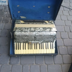 Akordeony 120 basowe