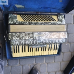 Akordeony 120 basowe