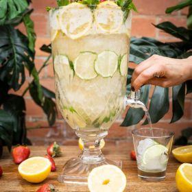 Drinki najlepszych polskich barmanów na upalną pogodę / PRZEPISY /