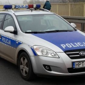 Kierował osobówką mając prawie 2,5 promila alkoholu i orzeczony zakaz prowadzenia pojazdów