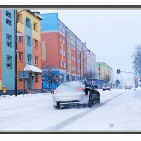 Przypominamy o obowiązku odśnieżenia auta przed podróżą