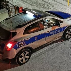 Policjanci zatrzymali 22 latka który kierował auto pod wpływem amfetaminy