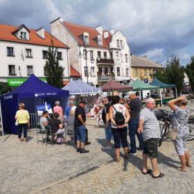 Mobilny Punkt Spisowy w centrum Pisza. Rachmistrzowie nie mogli narzekać na frekwencję 