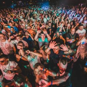 Nowa strona Mamry Festival, a na niej pierwsze oficjalne informacje w tym ceny biletów.