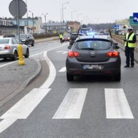 Na Warszawskiej, mężczyzna potrącony na przejściu dla pieszych