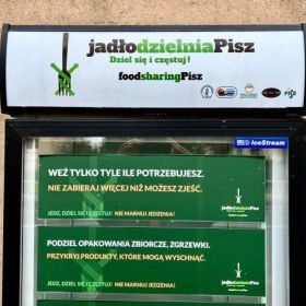 Nie marnuj jedzenia - podziel się z innymi