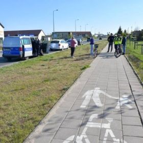 Zderzenie dwóch rowerzystów. Jedna osoba trafiła do szpitala
