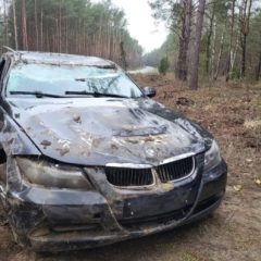 18-latka dachowało BMW chwilę po jego zakupie !