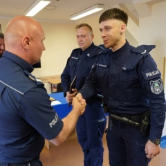 Policjanci z Pisza na podium zawodów ratowniczych